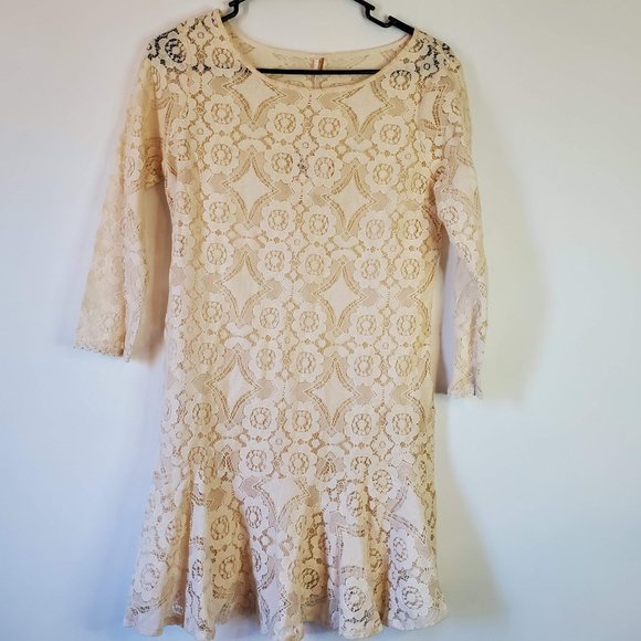 Free People Women's Walking to the Sun Cream Lace Dress Size 2 - Picture 2 of 13